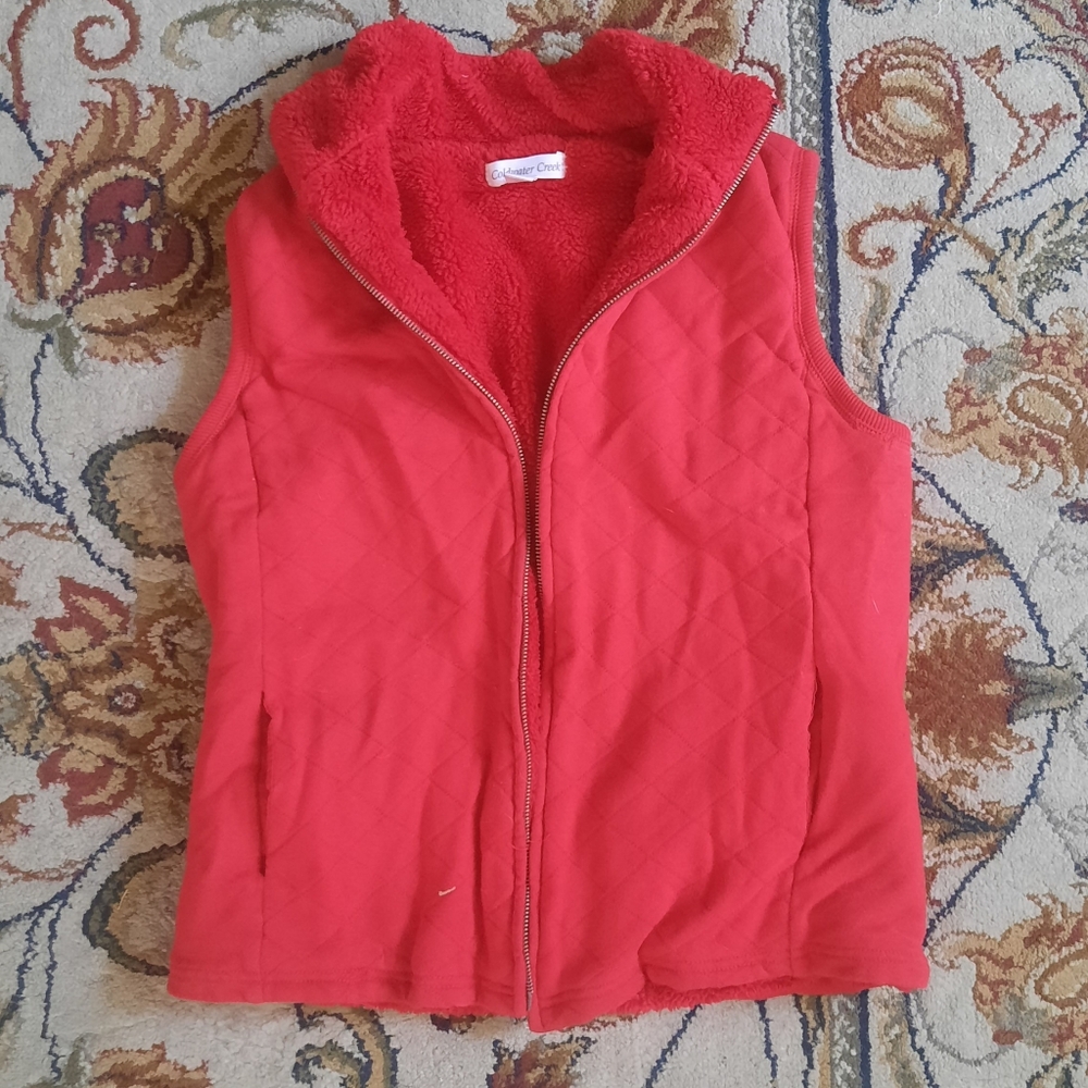 Red zip up vest with pockets